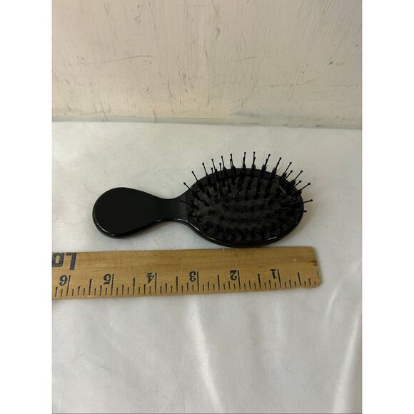 VS Victoria Secret mini black hair brush - Picture 4 of 4
